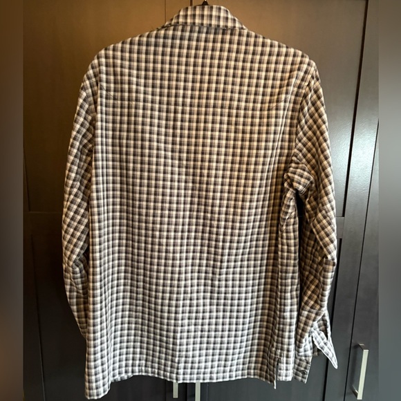 Arc’teryx Long Sleeve Button Down Shirt - Picture 6 of 9